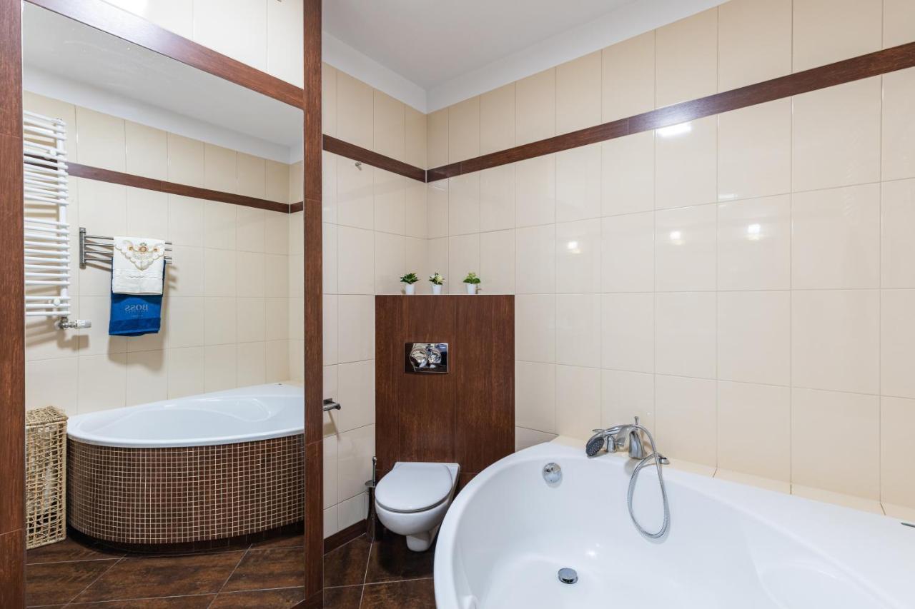 Superapart Wilanowska 7, "Pet-Friendly With Elevator & Parking" Lejlighed Warszawa Eksteriør billede